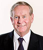 The Hon. Mr. Colin Barnett MLA
Premier of Western Australia
Minister for State Development of Western Australia
Minister for Science of Western Australia
コリン・バーネット
西オーストラリア州首相
西オーストラリア州開発大臣
西オーストラリア州科学大臣