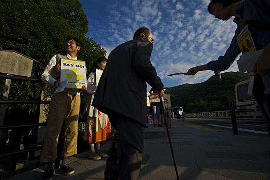 6月11日、日本全国で原発に反対するデモや集会が開かれた。